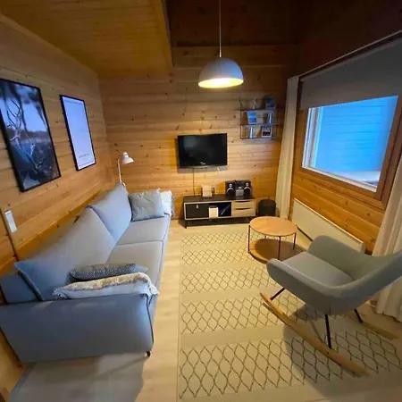Velhonkuru Ii, 1 Bedroom, Loft And Sauna * Akaslompolo