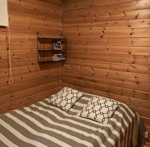 公寓 Velhonkuru Ii, 1 Bedroom, Loft And Sauna Äkäslompolo